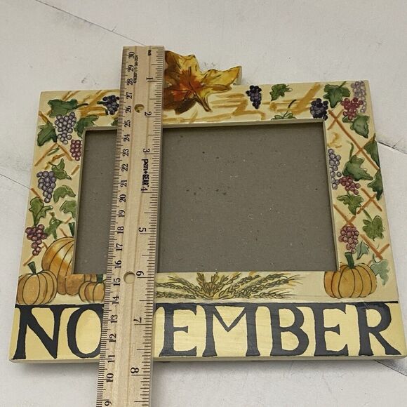 Vtg Exposures Hand Painted "November" Months of the Year 4X6 Picture Frame - Picture 3 of 11